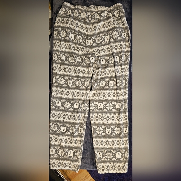 Old Navy Cream and Gray Bear Print Pajama Pants - Picture 2 of 5
